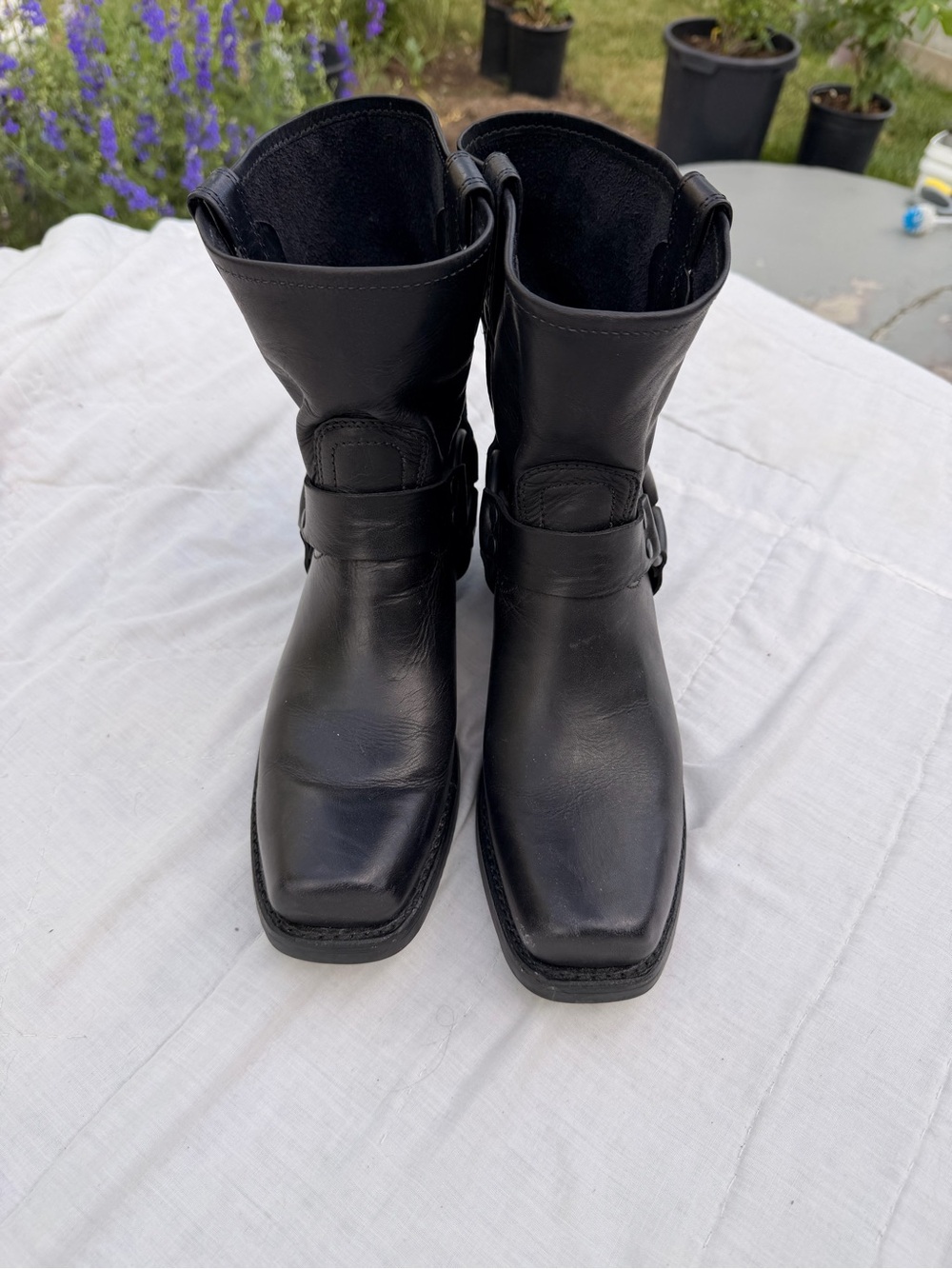Brand new Frye Black Leather Harness Ankle Boots - Women size 10 - Picture 10 of 16